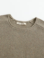 Sleeveless Knit Arc Top